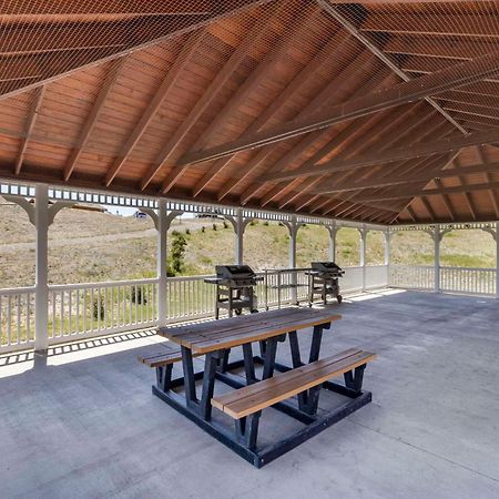 Comfort Inn & Suites Gateway To Glacier National Park Shelby Extérieur photo