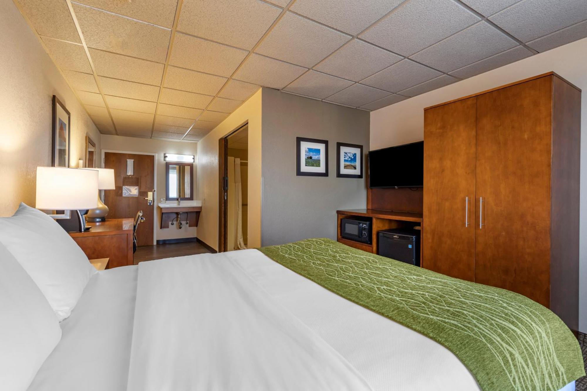 Comfort Inn & Suites Gateway To Glacier National Park Shelby Extérieur photo
