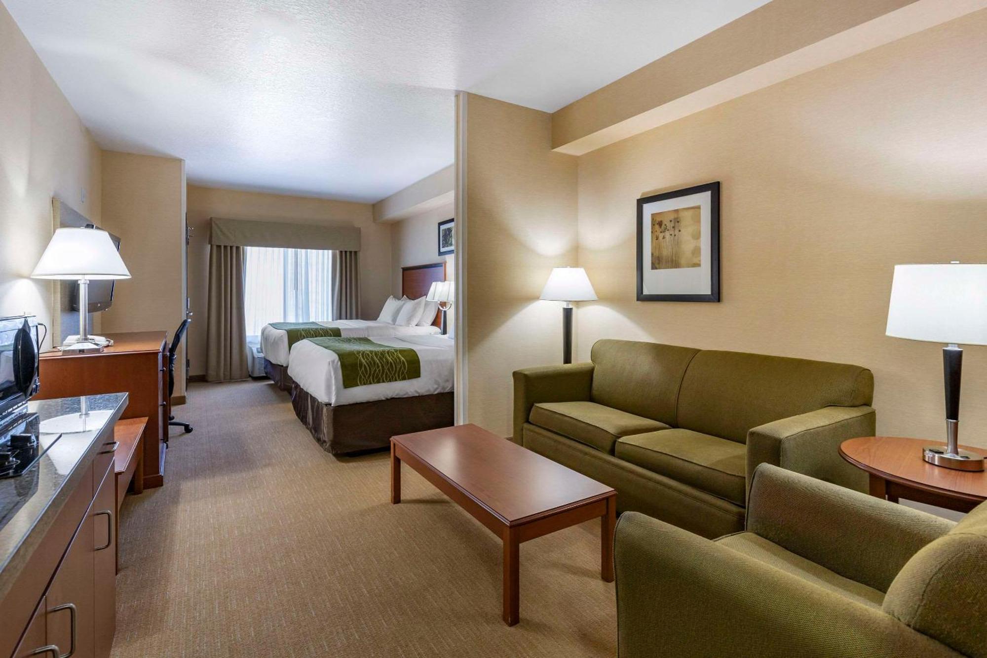 Comfort Inn & Suites Gateway To Glacier National Park Shelby Extérieur photo